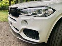 USED 2017 66 BMW X5 3.0 40d M Sport SUV 5dr Diesel Auto xDrive Euro 6 (s/s) (313 ps) 7-SEATER-BIG SPEC-PAN ROOF//WHITE LEATHER//REAR SEAT SCREENS WITH BLUETOOTH ENTERTAINMENT//REAR CAMERA//M SPORT BODYSTYLING//ADAPTIVE M-SPORT SUSPENSION//RECENT NEW TYRES AND BRAKES//STUNNING CONDITION INSIDE AND OUT//LAST SERVICED MAY 2025 xDrive Euro 6 (s/s) (313 ps) 7-SEATER-BIG SPEC-PAN ROOF//WHITE LEATHER//REAR SEAT SCREENS WITH BLUETOOTH ENTERTAINMENT//REAR CAMERA//M SPORT BODYSTYLING//ADAPTIVE M-SPORT SUSPENSION//RECENT NEW TYRES AND BRAKES//STUNNING CONDITION INSIDE AND OUT//LAST SERVICED MAY 2025
