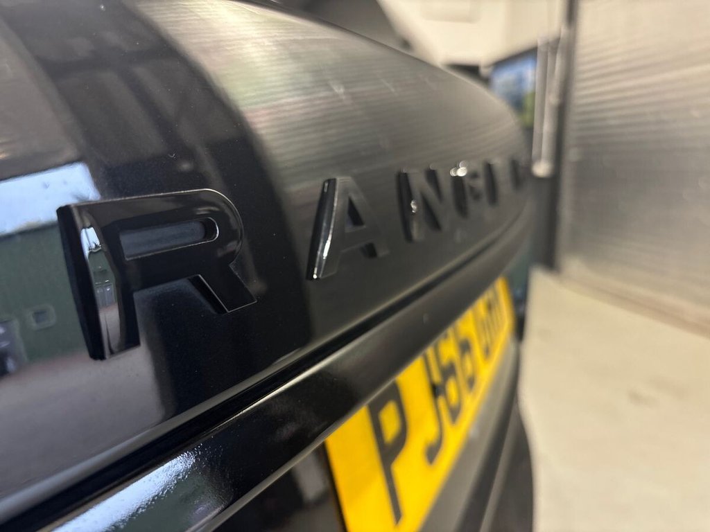 USED 2016 66 LAND ROVER RANGE ROVER 4.4 SD V8 Autobiography SUV 5dr Diesel Auto 4WD Euro 6 (s/s) (339 ps) DEPLOYABLE STEPS|BLACK PACK