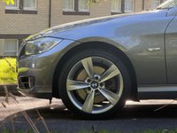 USED 2011 61 BMW 3 SERIES 3.0 325d SE Touring 5dr Diesel Steptronic Euro 5 (204 ps) 