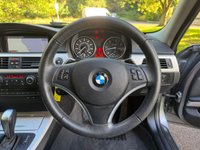 USED 2011 61 BMW 3 SERIES 3.0 325d SE Touring 5dr Diesel Steptronic Euro 5 (204 ps) 