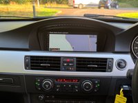 USED 2011 61 BMW 3 SERIES 3.0 325d SE Touring 5dr Diesel Steptronic Euro 5 (204 ps) 