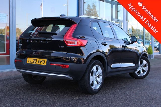 2020 VOLVO XC40 2.0 T4 Momentum Pro SUV 5dr Petrol Auto AWD Euro 6 (s/s) (190 ps) - Photo 3