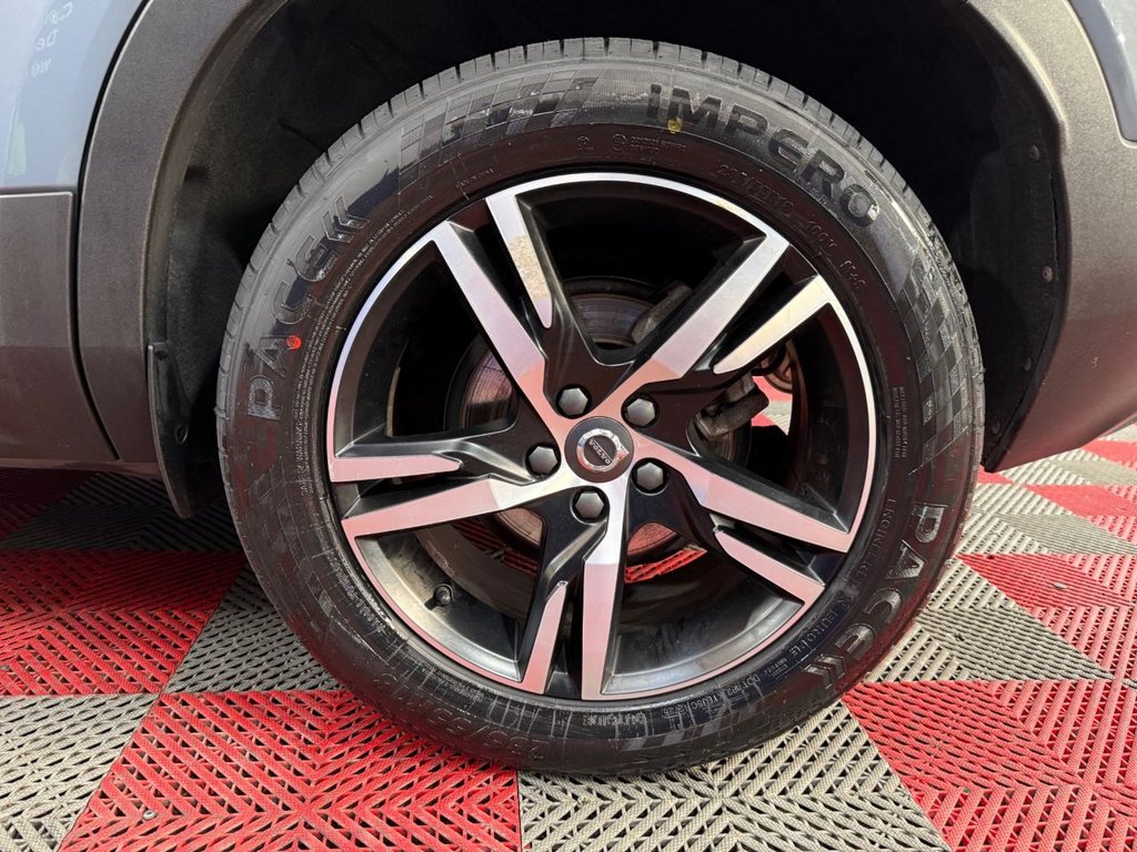 USED 2020 70 VOLVO XC40 1.5 T3 R-Design SUV 5dr Petrol Auto Euro 6 (s/s) (163 ps) NAV+FULL VOLVO M/D SERVICE HISTORY