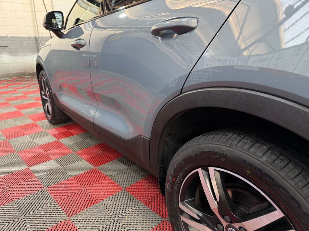 USED 2020 70 VOLVO XC40 1.5 T3 R-Design SUV 5dr Petrol Auto Euro 6 (s/s) (163 ps) NAV+FULL VOLVO M/D SERVICE HISTORY