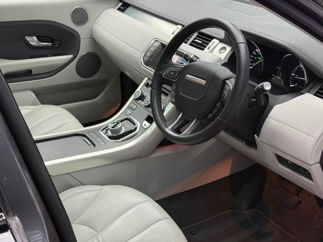 View our LAND ROVER RANGE ROVER EVOQUE
