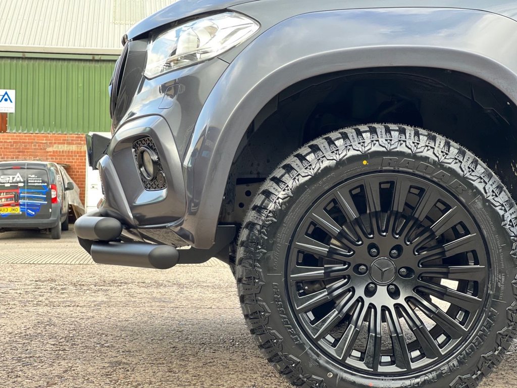 USED 2018 68 MERCEDES-BENZ X-CLASS 2.3 CDI BEECHWOOD CUSTOM Pickup Double Cab 4dr Diesel Auto 4MATIC Euro 6 (190 ps) *AWARD WINNING DEALERSHIP*