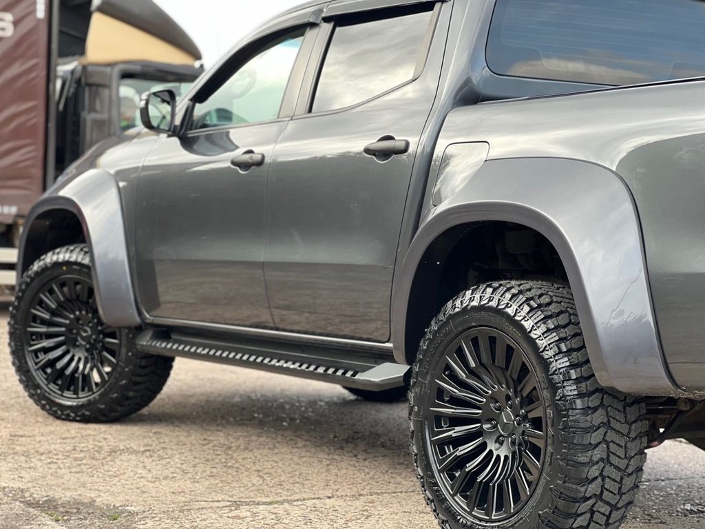 USED 2018 68 MERCEDES-BENZ X-CLASS 2.3 CDI BEECHWOOD CUSTOM Pickup Double Cab 4dr Diesel Auto 4MATIC Euro 6 (190 ps) *AWARD WINNING DEALERSHIP*