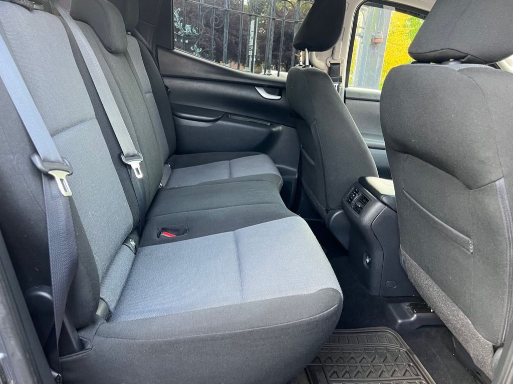 USED 2018 68 MERCEDES-BENZ X-CLASS 2.3 CDI BEECHWOOD CUSTOM Pickup Double Cab 4dr Diesel Auto 4MATIC Euro 6 (190 ps) *AWARD WINNING DEALERSHIP*