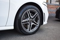 USED 2020 70 MERCEDES-BENZ A-CLASS 1.3 A250e 15.6kWh AMG Line (Premium Plus 2) Hatchback 5dr Petrol Plug-in Hybrid 8G-DCT Euro 6 (s/s) (218 ps) PAN ROOF / CARPLAY / REV CAM