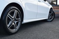 USED 2020 70 MERCEDES-BENZ A-CLASS 1.3 A250e 15.6kWh AMG Line (Premium Plus 2) Hatchback 5dr Petrol Plug-in Hybrid 8G-DCT Euro 6 (s/s) (218 ps) PAN ROOF / CARPLAY / REV CAM