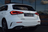 USED 2020 70 MERCEDES-BENZ A-CLASS 1.3 A250e 15.6kWh AMG Line (Premium Plus 2) Hatchback 5dr Petrol Plug-in Hybrid 8G-DCT Euro 6 (s/s) (218 ps) PAN ROOF / CARPLAY / REV CAM