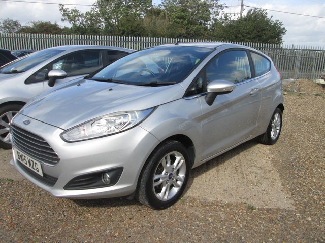 View our Ford Fiesta 1.25 Zetec Hatchback 3dr Petrol Manual Euro 5 (82 ps)
