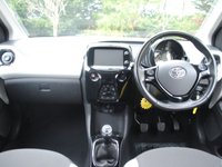 USED 2017 17 TOYOTA AYGO 1.0 VVT-i x-style Hatchback 5dr Petrol Manual Euro 6 (68 ps) www.suffolkcarcentre.co.uk - Located at Ilketshall