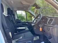 USED 2023 23 FORD TRANSIT CUSTOM 2.0 300 EcoBlue Limited Panel Van 5dr Diesel Manual L1 H1 Euro 6 (s/s) (130 ps) Direct to us from lease company