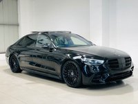 USED 2022 72 MERCEDES-BENZ S-CLASS 3.0 S580Le V6 28.6kWh AMG Line (Premium) Saloon 4dr Petrol Plug-in Hybrid G-Tronic+ Euro 6 (s/s) (510 ps) Black Pack / Dechrome | Lowering Links | Panoramic Roof | Burmester Sound | AA Inspected