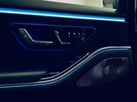 USED 2022 72 MERCEDES-BENZ S-CLASS 3.0 S580Le V6 28.6kWh AMG Line (Premium) Saloon 4dr Petrol Plug-in Hybrid G-Tronic+ Euro 6 (s/s) (510 ps) Black Pack / Dechrome | Lowering Links | Panoramic Roof | Burmester Sound | AA Inspected