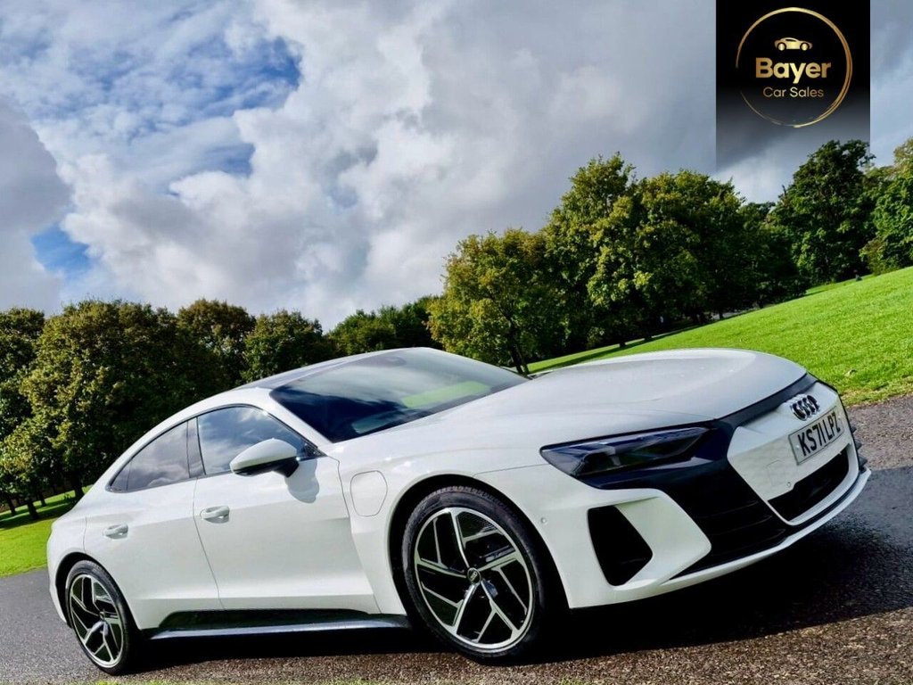 USED 2022 71 AUDI E-TRON GT 93.4kWh Vorsprung Saloon 4dr Electric Auto quattro (476 ps) 