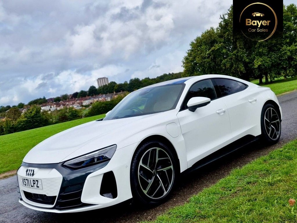 USED 2022 71 AUDI E-TRON GT 93.4kWh Vorsprung Saloon 4dr Electric Auto quattro (476 ps) 