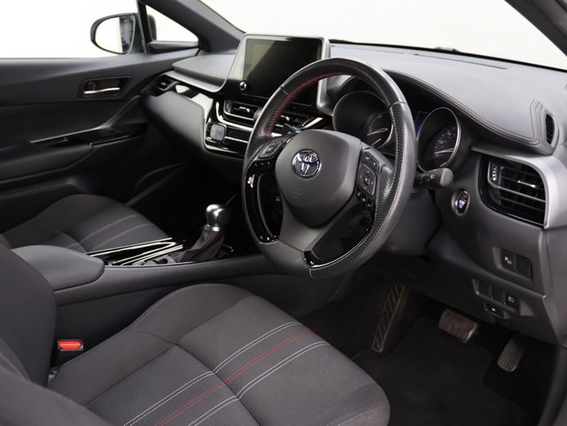 2022 Toyota C-HR 2L Gr Sport 5dr - Photo 10