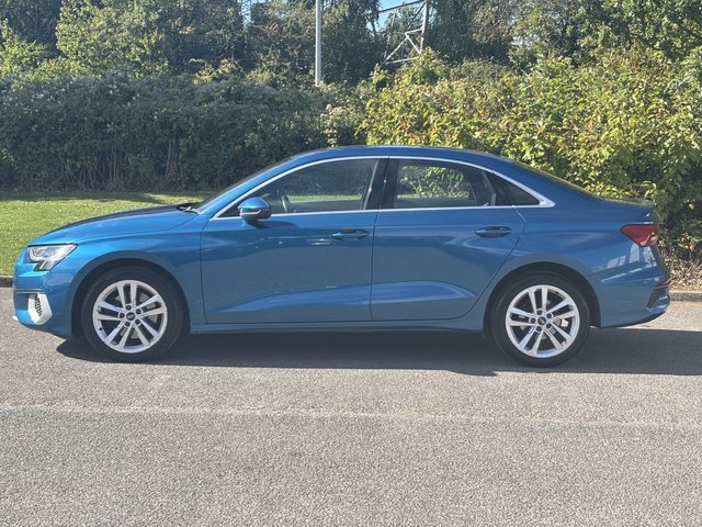 2021 AUDI A3 - Photo 2