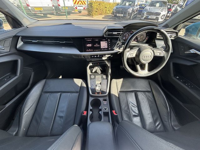 2021 AUDI A3 - Photo 9