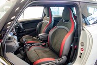 USED 2015 15 MINI HATCH 2.0 John Cooper Works Hatchback 3dr Petrol Auto Euro 6 (s/s) (231 ps) Chili & Media XL Package