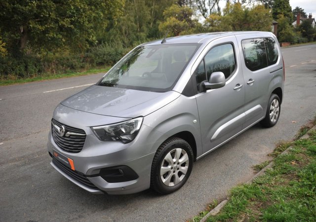 2019 VAUXHALL COMBO LIFE - Photo 3