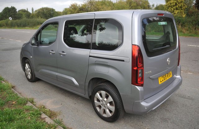 2019 VAUXHALL COMBO LIFE - Photo 4