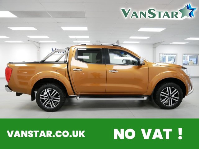 View our Nissan Navara 2.3 DCI 190 BHP TEKNA EDITION 4WD MANUAL ( NO VAT ! )