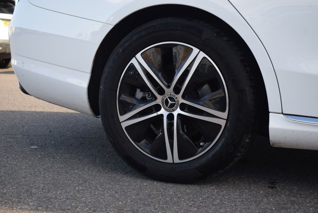 2019 Mercedes-Benz C-CLASS - Photo 9