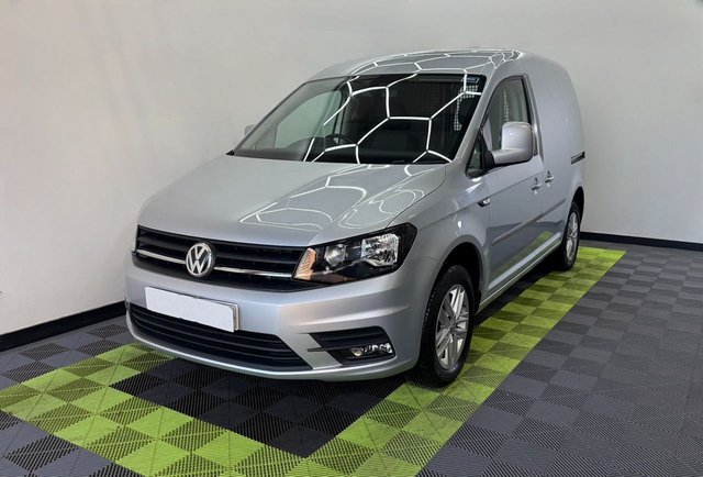 2017 VOLKSWAGEN CADDY - Photo 2