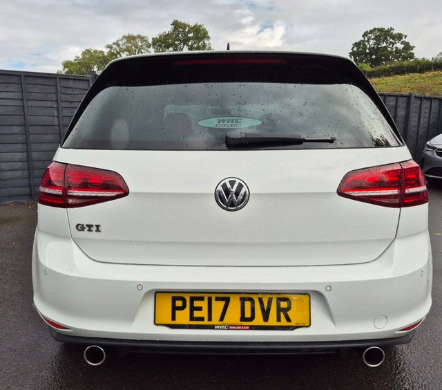 2017 Volkswagen Golf 2L GTI 5dr - Photo 7