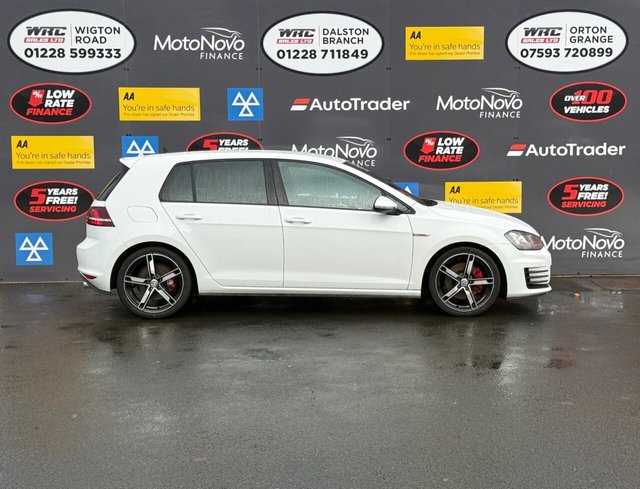 2017 Volkswagen Golf 2L GTI 5dr - Photo 5