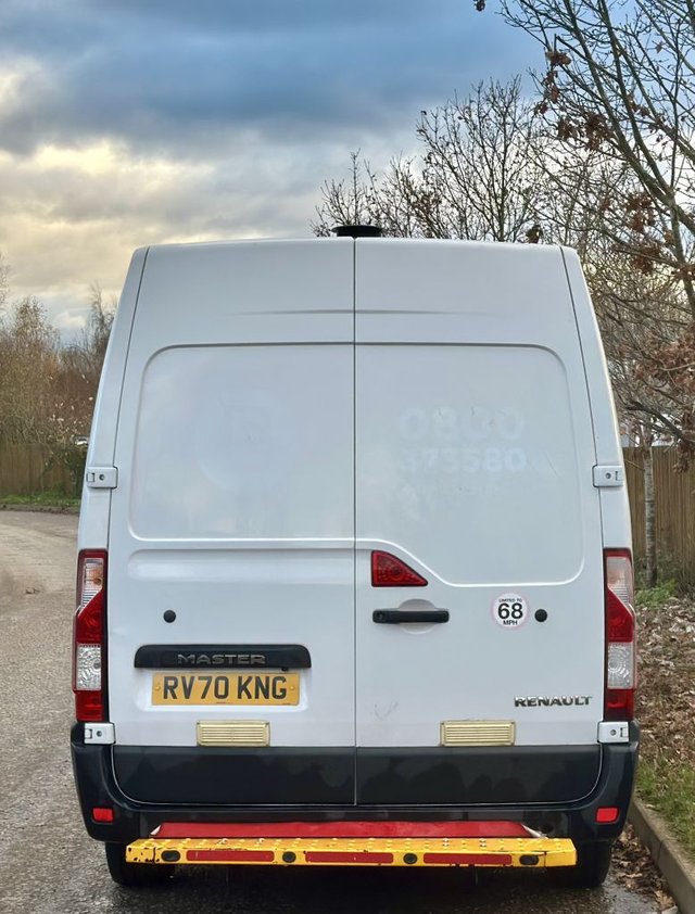 2020 Renault Master 2.3L Business 2dr - Photo 11