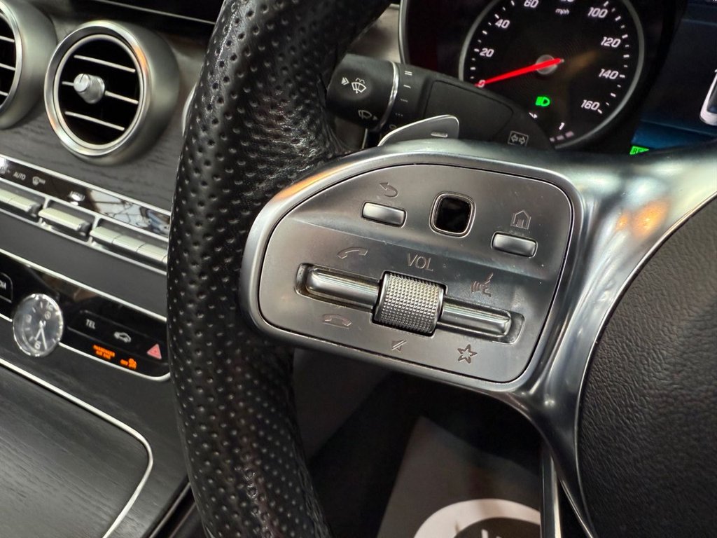 USED 2019 19 MERCEDES-BENZ C-CLASS 1.5 C200 MHEV AMG Line Cabriolet 2dr Petrol G-Tronic+ Euro 6 (s/s) (198 ps) APPLE CARPLAY+R/CAMERA+SAT NAV