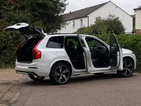 USED 2017 67 VOLVO XC90 2.0h T8 Twin Engine 10.4kWh R-Design Pro SUV 5dr Petrol Plug-in Hybrid Auto 4WD Euro 6 (s/s) (407 ps) 