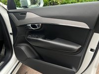 USED 2017 67 VOLVO XC90 2.0h T8 Twin Engine 10.4kWh R-Design Pro SUV 5dr Petrol Plug-in Hybrid Auto 4WD Euro 6 (s/s) (407 ps) 