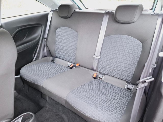 2015 VAUXHALL CORSA - Photo 9