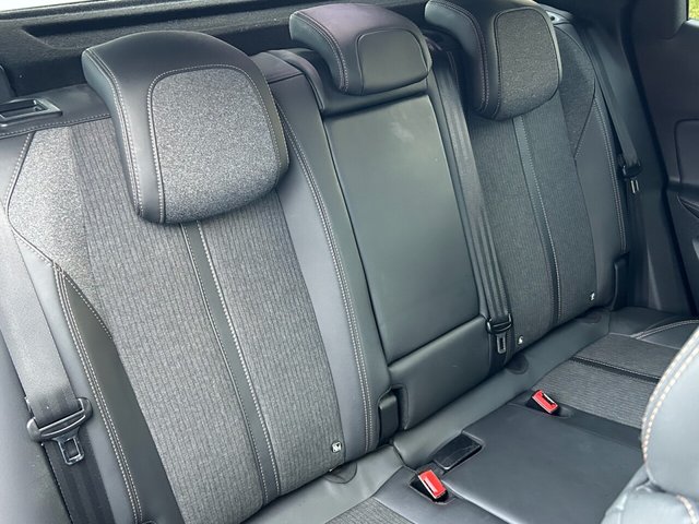 2017 Peugeot 3008 1.6L Gt Line 5dr - Photo 11