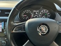 USED 2014 64 SKODA OCTAVIA 1.6 TDI Elegance Hatchback 5dr Diesel DSG Euro 5 (s/s) (105 ps) 