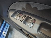 USED 2011 11 VOLKSWAGEN TOURAN 2.0 TDI SE MPV 5dr Diesel DSG Euro 5 (140 ps) Cruise Control, Parking Sensors, Air Conditioning