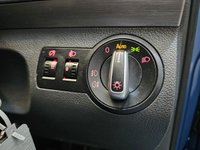 USED 2011 11 VOLKSWAGEN TOURAN 2.0 TDI SE MPV 5dr Diesel DSG Euro 5 (140 ps) Cruise Control, Parking Sensors, Air Conditioning