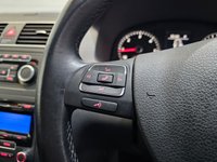 USED 2011 11 VOLKSWAGEN TOURAN 2.0 TDI SE MPV 5dr Diesel DSG Euro 5 (140 ps) Cruise Control, Parking Sensors, Air Conditioning