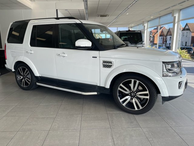 View our LAND ROVER DISCOVERY 4