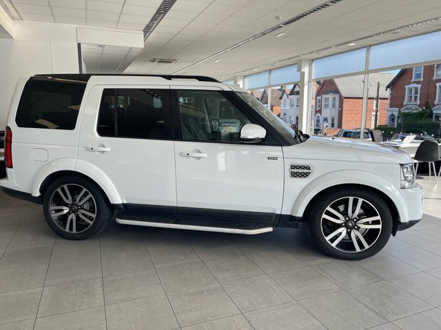 View our LAND ROVER DISCOVERY 4
