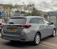 USED 2018 18 TOYOTA AURIS 1.8 VVT-h Icon Tech Touring Sports 5dr Petrol Hybrid CVT Euro 6 (s/s) (136 ps) 