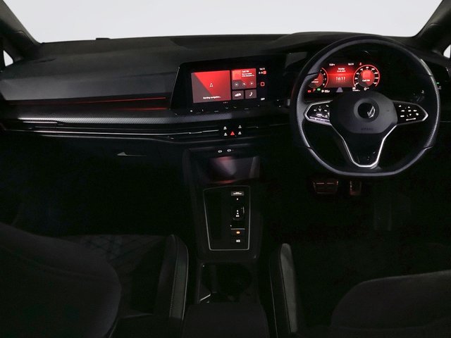 2021 Volkswagen Golf 1.5L R-Line 5dr - Photo 3