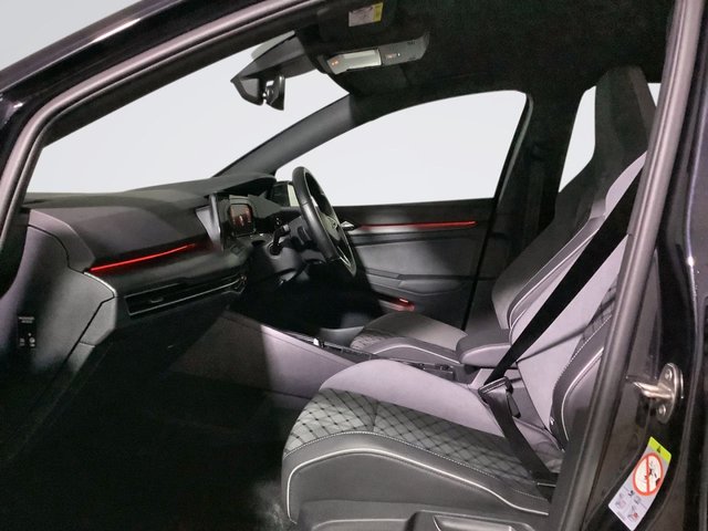 2021 Volkswagen Golf 1.5L R-Line 5dr - Photo 12