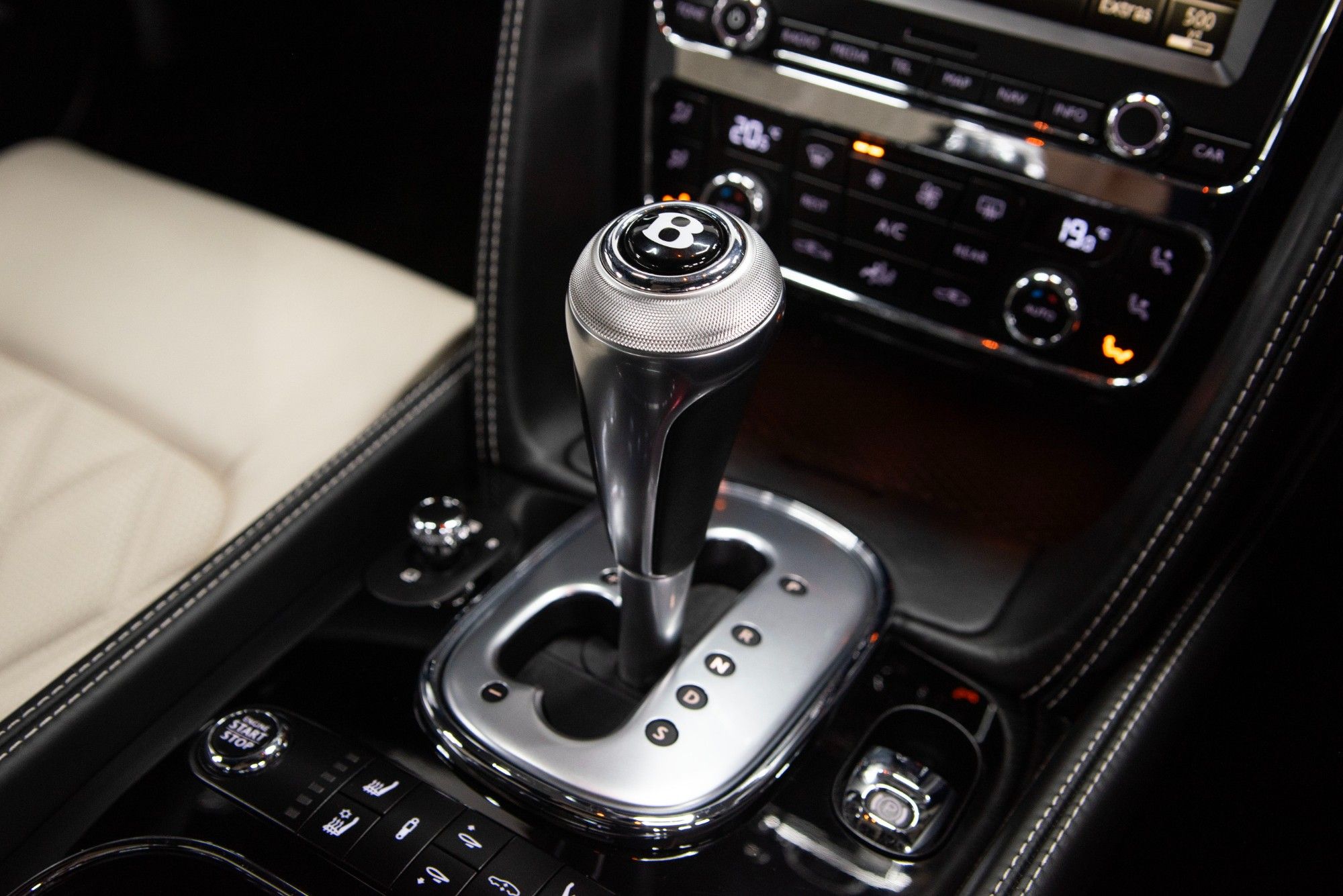 USED 2015 15 BENTLEY CONTINENTAL 4.0 V8 GT S Coupe 