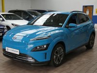 USED 2021 21 HYUNDAI KONA 64kWh Premium SUV 5dr Electric Auto (10.5kW Charger) (204 ps) SAT NAV REAR VIEW CAMERA ANDROID APPLE CARPLAY PARKING SENSORS 1 OWNER EXCELLENT SERVICE HISTORY HYUNDAI WARRANTY TILL MAY 2026